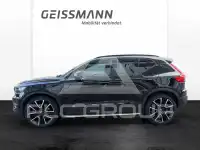 2022 Volvo XC40