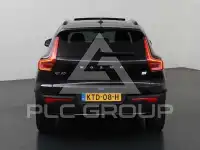 2022 Volvo XC40