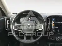 2022 Volvo XC40