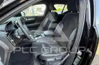 2022 Volvo XC40