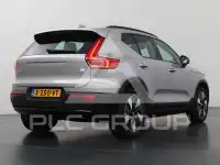 2022 Volvo XC40
