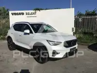 2022 Volvo XC40