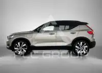 2022 Volvo XC40
