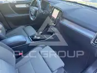 2022 Volvo XC40