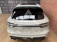 2022 Porsche MACAN