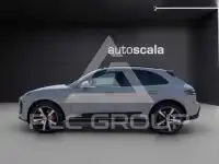 2022 Porsche MACAN