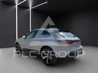 2022 Porsche MACAN