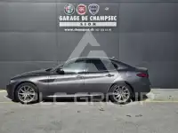 2022 Alfa Romeo Giulia