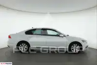 2022 Volkswagen Passat