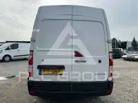 2022 Renault Master