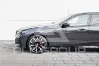 2023 BMW I5