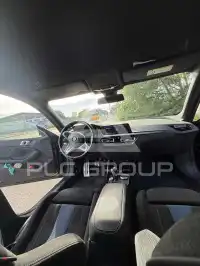 2023 BMW 218