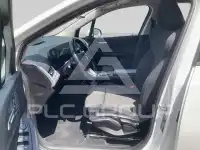 2023 BMW 218