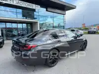 2023 BMW 523