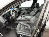 2023 BMW 523