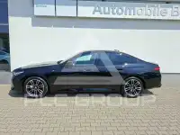 2023 BMW 523