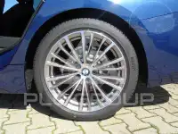 2023 BMW 330