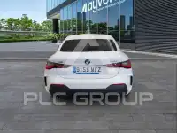2023 BMW 330