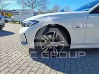 2023 BMW 330