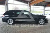 2023 BMW 330