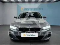2023 BMW 330