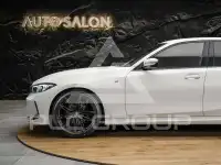 2023 BMW 330
