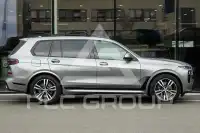 2023 BMW X7