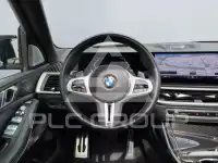 2023 BMW X7