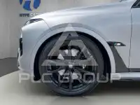 2023 BMW X7
