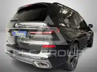 2023 BMW X7
