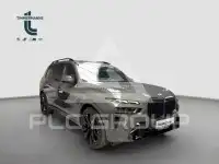 2023 BMW X7