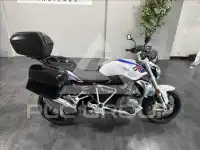2023 BMW 120