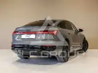 2023 Audi Q8
