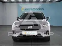 2023 Volvo XC40
