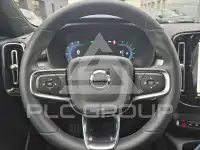 2023 Volvo XC40