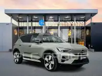 2023 Volvo XC40