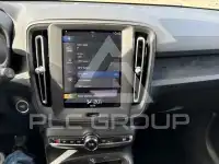 2023 Volvo XC40