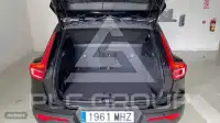 2023 Volvo XC40