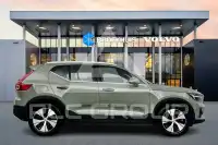 2023 Volvo XC40