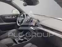 2023 Volvo XC40