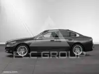 2024 BMW 523
