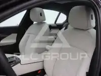 2024 BMW 523