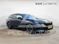 2024 BMW 523