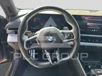 2024 BMW 523