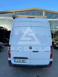 2024 Mercedes Benz Sprinter