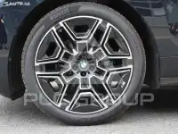 2025 BMW iX