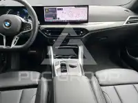 2025 BMW 218
