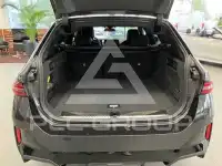 2025 BMW 523
