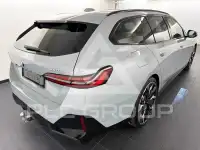 2025 BMW 523