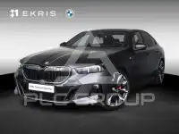 2025 BMW 523